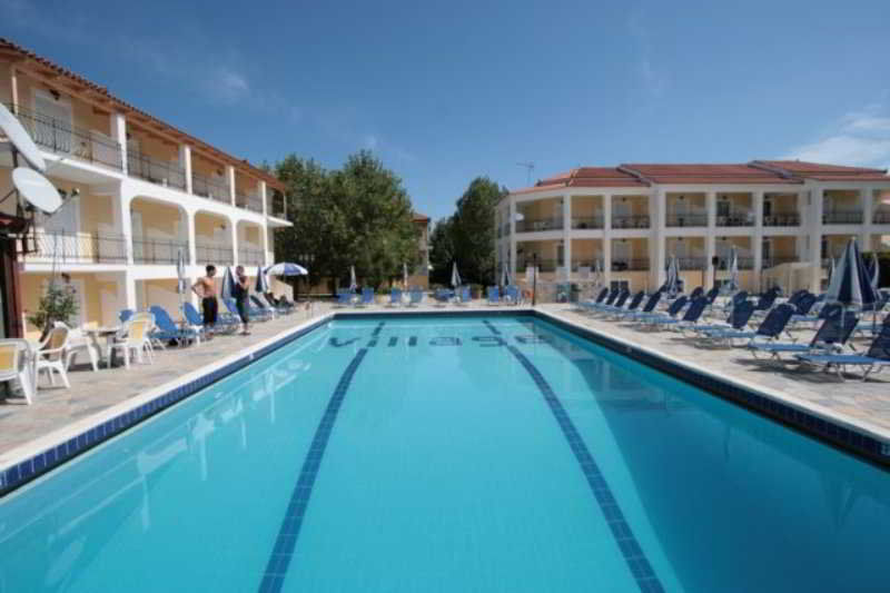 Village & Family Aparthotel Laganas